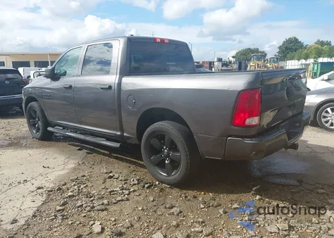 2018 Ram 1500 Express 4X2 5'7 Box z USA, uszkodzony, nr VIN 1C6RR6KG5JS304786